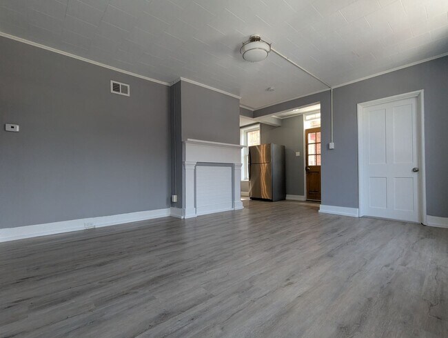 9 Cataract St-Unit -Unit 2 in Cohoes, NY - Building Photo - Building Photo
