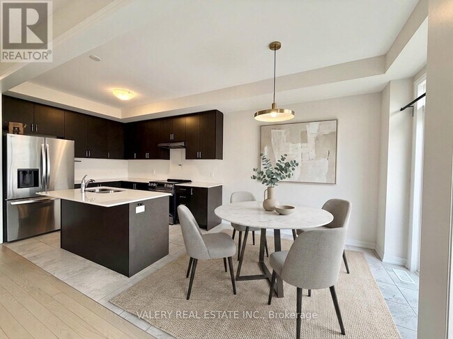 420 Newman Dr in Cambridge, ON - Building Photo - Building Photo