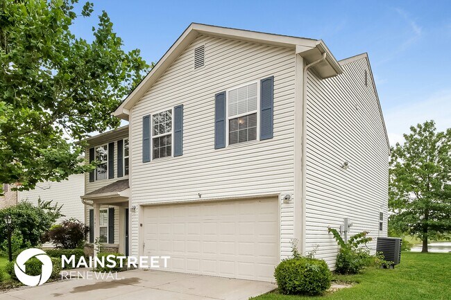 1903 Windy Hl Ln in Indianapolis, IN - Building Photo - Building Photo