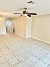 335 Paradise Blvd in Melbourne, FL - Building Photo - Building Photo