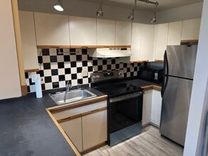 280 Village St in Medway, MA - Building Photo - Building Photo