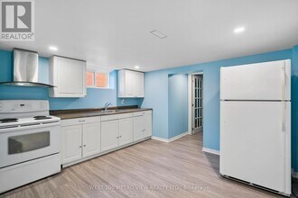 31 Rossford Rd in Toronto, ON - Building Photo - Building Photo