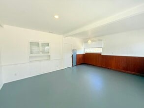 619 W Cypress Ave in Lompoc, CA - Building Photo - Building Photo