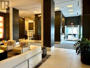 181 Wynford Dr in Toronto, ON - Building Photo - Building Photo