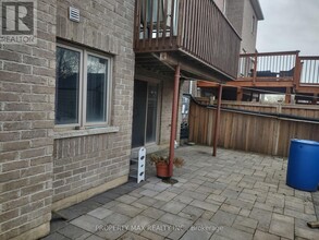 40 Edgevalley Rd in Whitchurch-Stouffville, ON - Building Photo - Building Photo