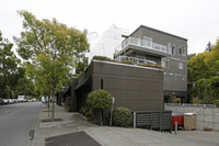 121 Lakeside Ave in Seattle, WA - Foto de edificio - Building Photo