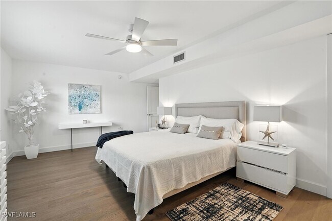 property at 9517 Gulf Shore Dr