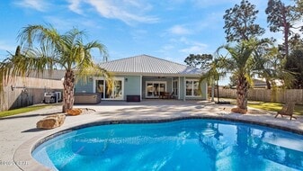 2916 Laurie Ave in Panama City, FL - Building Photo