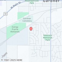 443 W Apache St in Gardner, KS - Building Photo