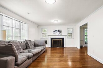 40 Marrett Rd in Lexington, MA - Building Photo - Building Photo