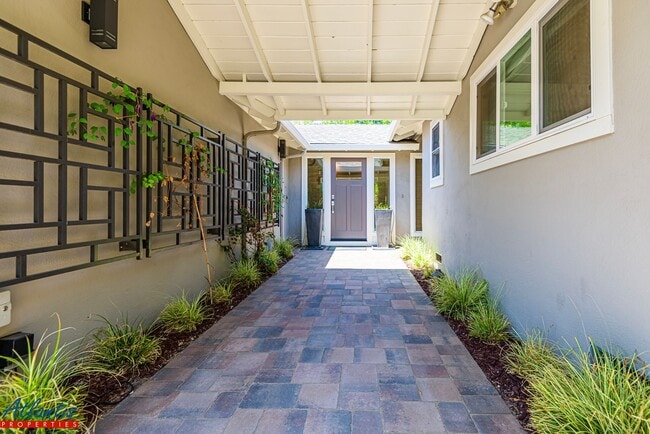 5523 Muir Dr in San Jose, CA - Building Photo - Building Photo