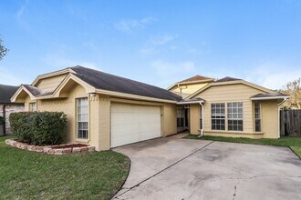 15626 Barbarossa Dr in Houston, TX - Building Photo - Building Photo