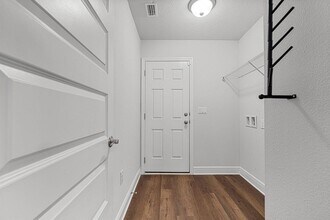 103 Ridgeway Cir in Crestview, FL - Building Photo - Building Photo