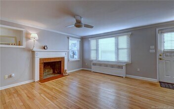 22 Usher St in Milford, CT - Building Photo - Building Photo