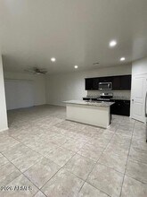 4625 W Lemon Ave in Coolidge, AZ - Foto de edificio - Building Photo