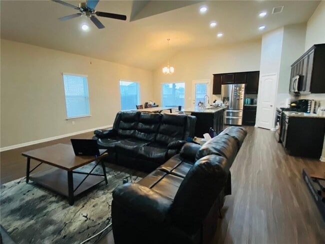 4316 Buffalo Ford Rd in Georgetown, TX - Building Photo - Building Photo
