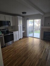 222 W Hereford St in Gladstone, OR - Building Photo - Building Photo