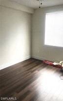 1115 Reserve Ct in Naples, FL - Building Photo