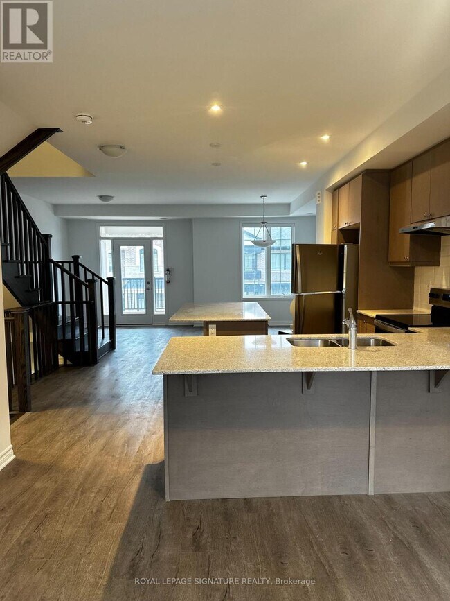 1259 Lily Cres in Milton, ON - Building Photo - Building Photo