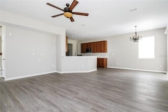 7412 Bridgeview Dr in Wesley Chapel, FL - Building Photo - Building Photo