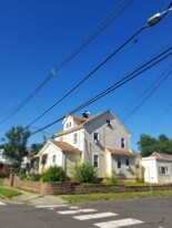 269 N 1st Ave, Unit B in Manville, NJ - Building Photo