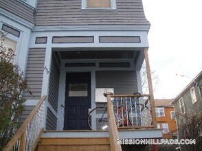 839 Parker St in Boston, MA - Foto de edificio - Building Photo