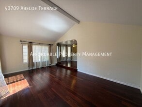 43709 Abeloe Terrace in Fremont, CA - Building Photo - Building Photo