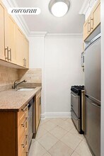 401 W 56th St in New York, NY - Foto de edificio - Building Photo