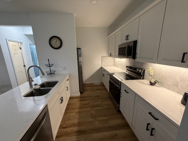 property at 1101 S Alston Ave