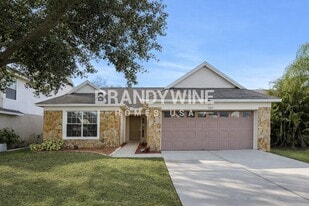 542 Queensbridge Dr in Lake Mary, FL - Building Photo