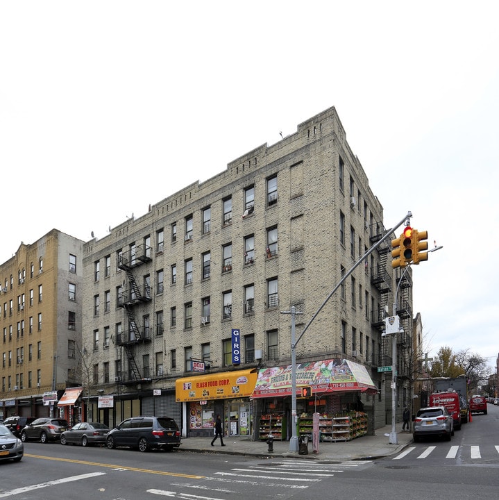 1111-1113 Ward Ave in Bronx, NY - Foto de edificio