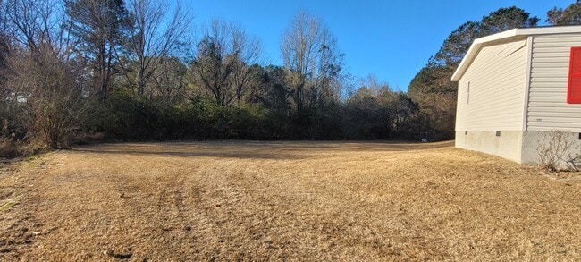 120 Linda Sue Ln in Kathleen, GA - Building Photo - Building Photo