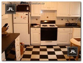 32 Chiswick Rd in Boston, MA - Building Photo - Building Photo