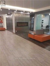 20-320 Forest Manor Rd in Toronto, ON - Building Photo - Building Photo