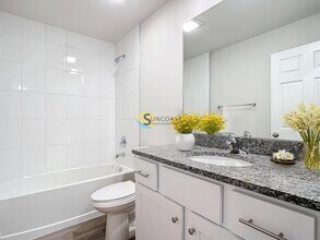 11050 Reims Ave in Englewood, FL - Foto de edificio - Building Photo