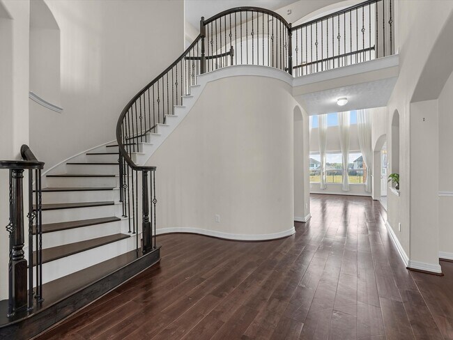 property at 2311 Cranbrook Ridge Ln