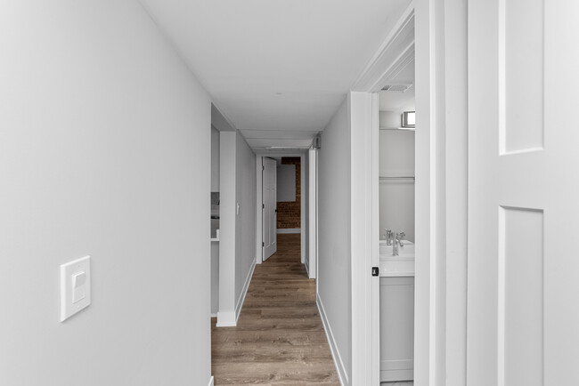 1223 N La Salle Dr in Chicago, IL - Building Photo - Building Photo