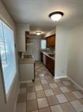 1831 Parkdale Dr in Champaign, IL - Building Photo - Building Photo