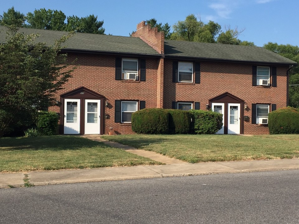 Shenandoah Heights Apartments in Waynesboro, VA - Building Photo