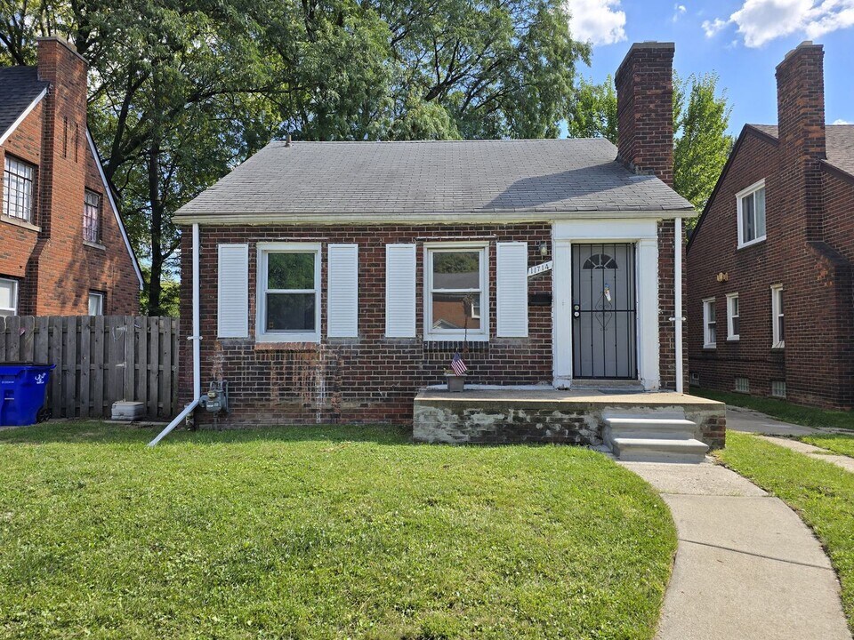 11714 Riad St in Detroit, MI - Building Photo