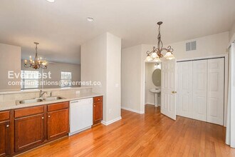 322 Linden Park Ln in Cary, NC - Building Photo - Building Photo