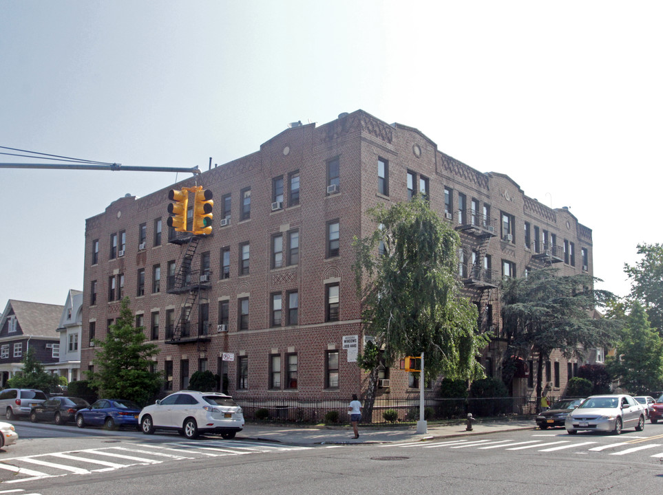 3601 Avenue J in Brooklyn, NY - Foto de edificio