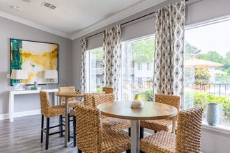 Vue on Medlock in Peachtree Corners, GA - Building Photo - Interior Photo