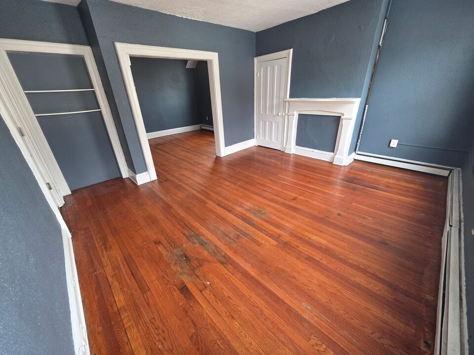 45 Gifford Ave in Poughkeepsie, NY - Building Photo