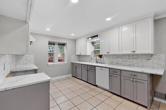 1301 Warwick St in Garland, TX - Building Photo - Building Photo