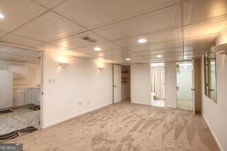 5083 Chestnut Forest Ct in Atlanta, GA - Building Photo - Building Photo