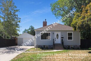 145 W 200 N in Bountiful, UT - Building Photo