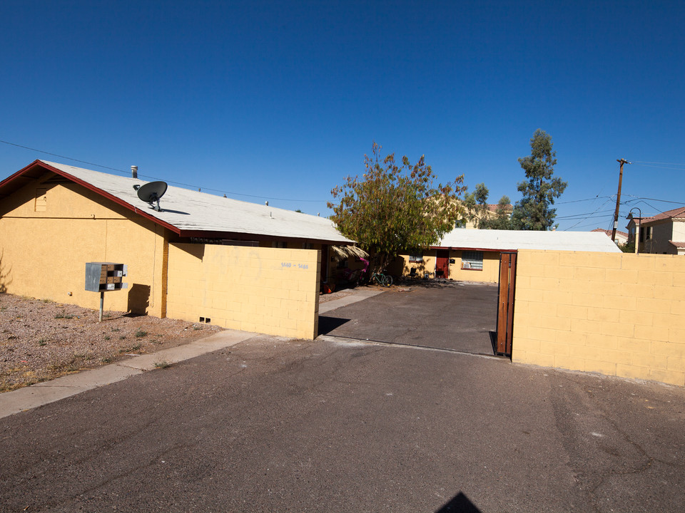 1440 S Stanley Pl in Tempe, AZ - Foto de edificio