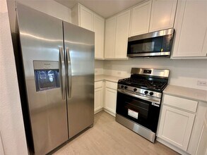 13310 Rayhill Dr in Conroe, TX - Building Photo - Building Photo