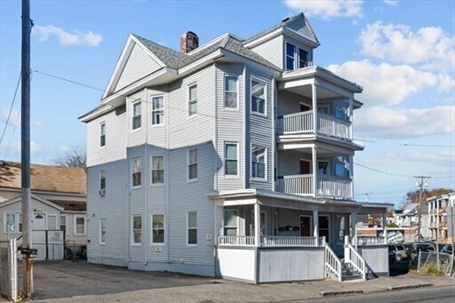 264 Jackson St in Lawrence, MA - Building Photo